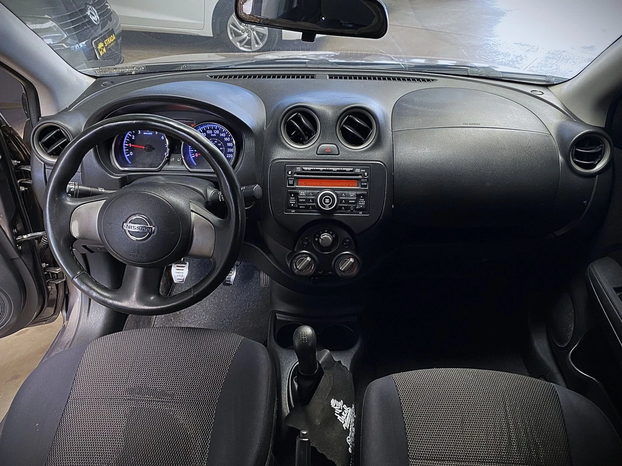 NISSAN VERSA