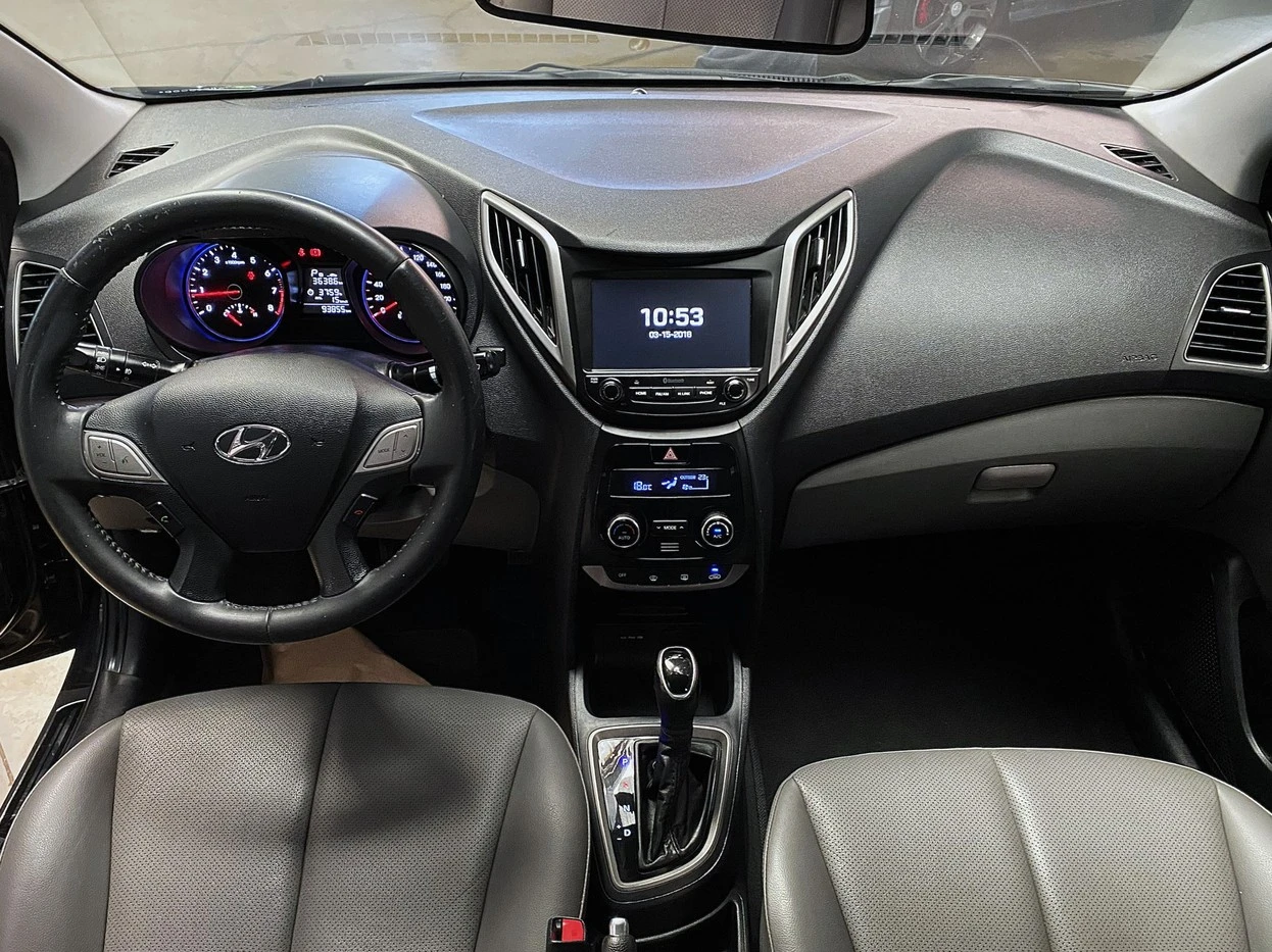 HYUNDAI HB20S