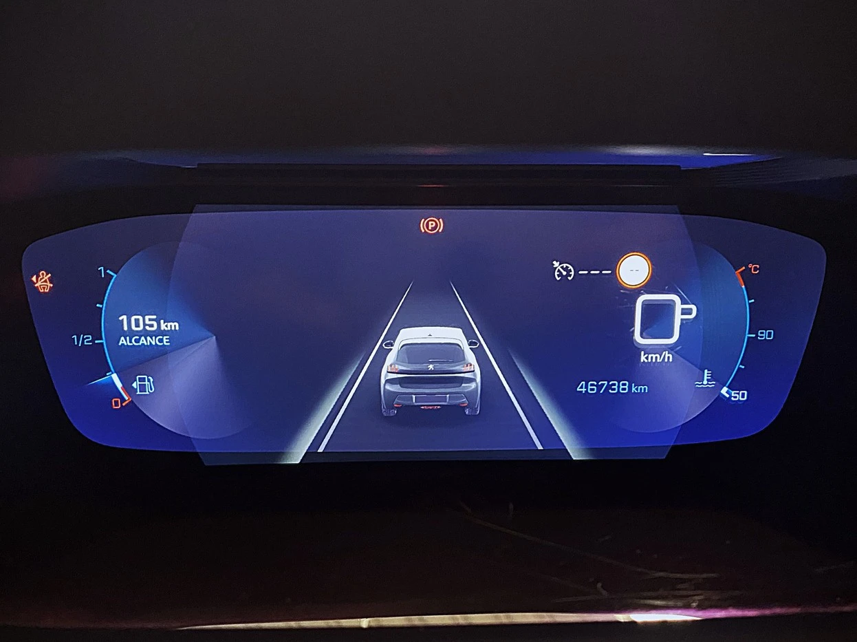 PEUGEOT 208