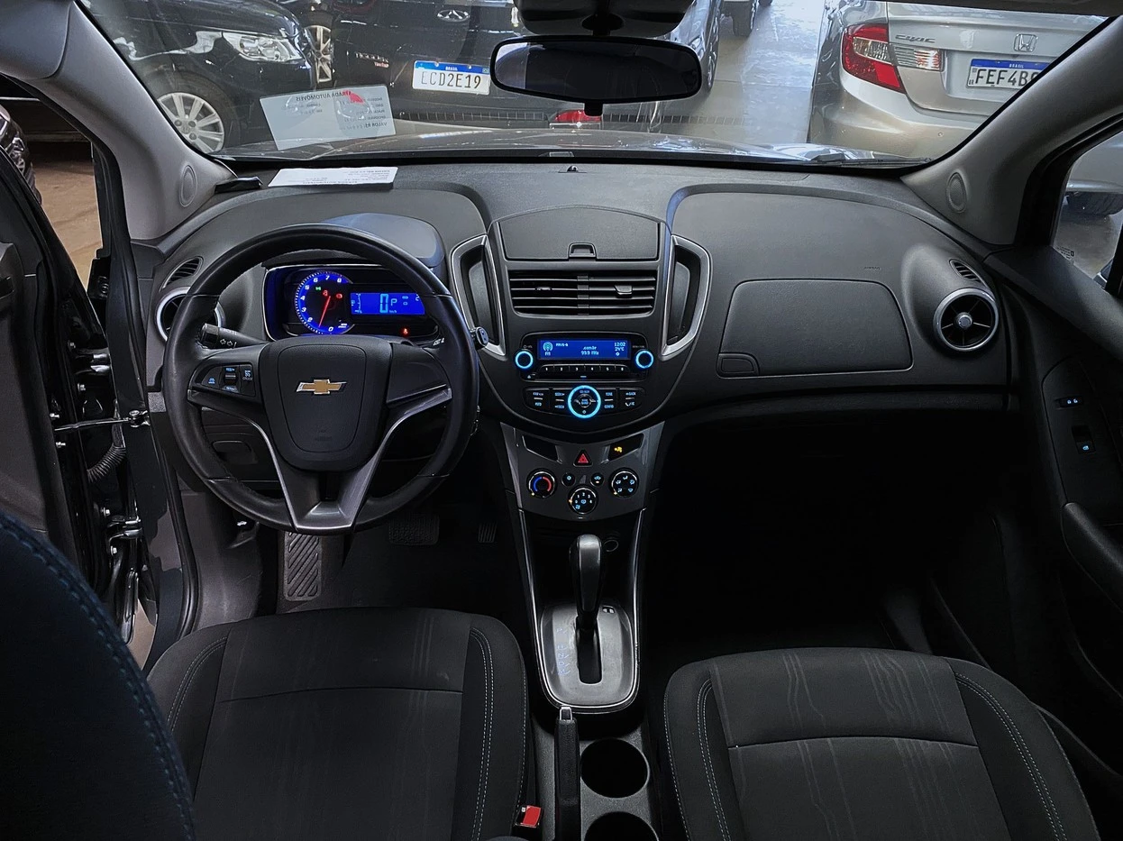 CHEVROLET TRACKER
