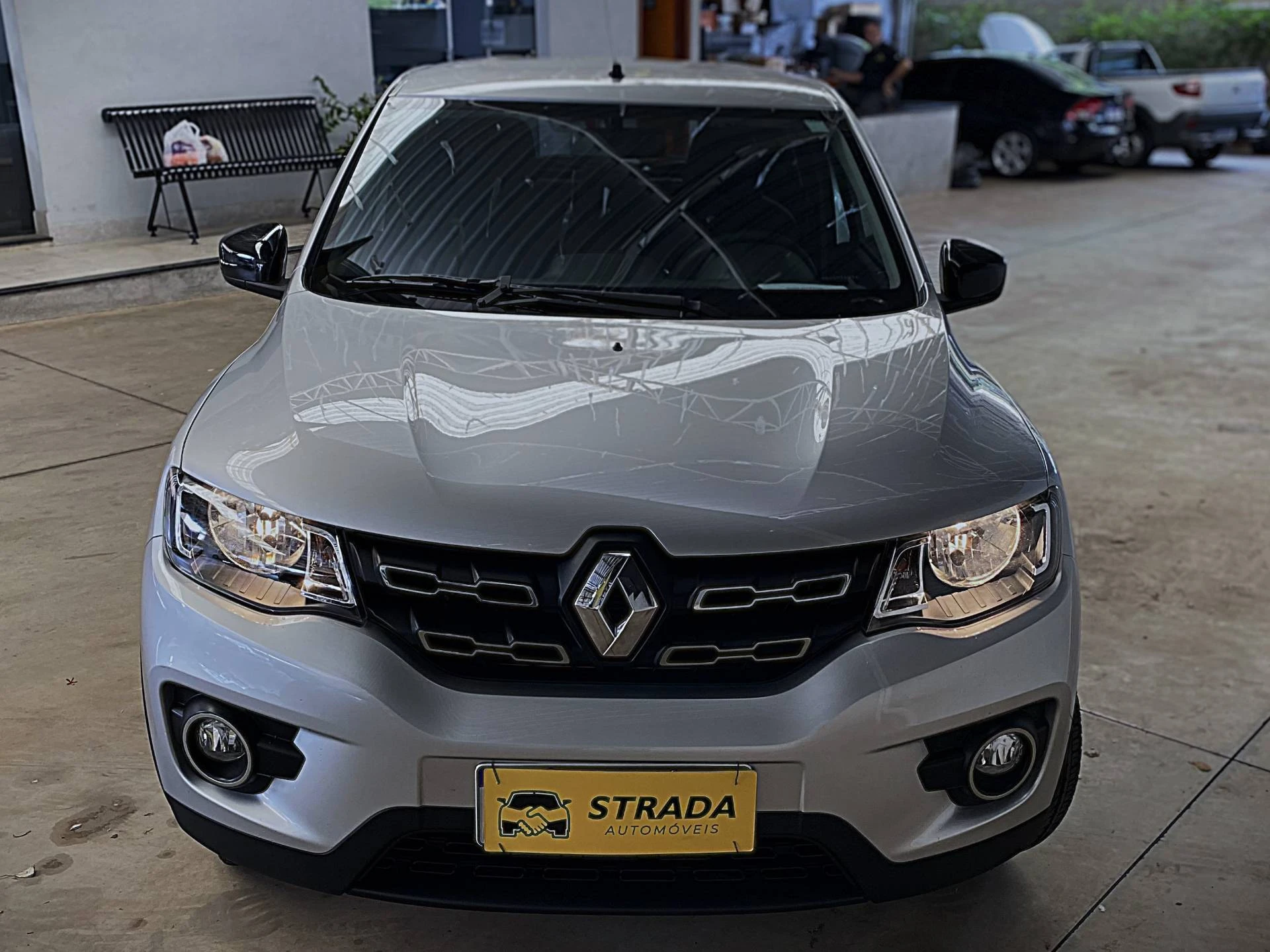 RENAULT KWID