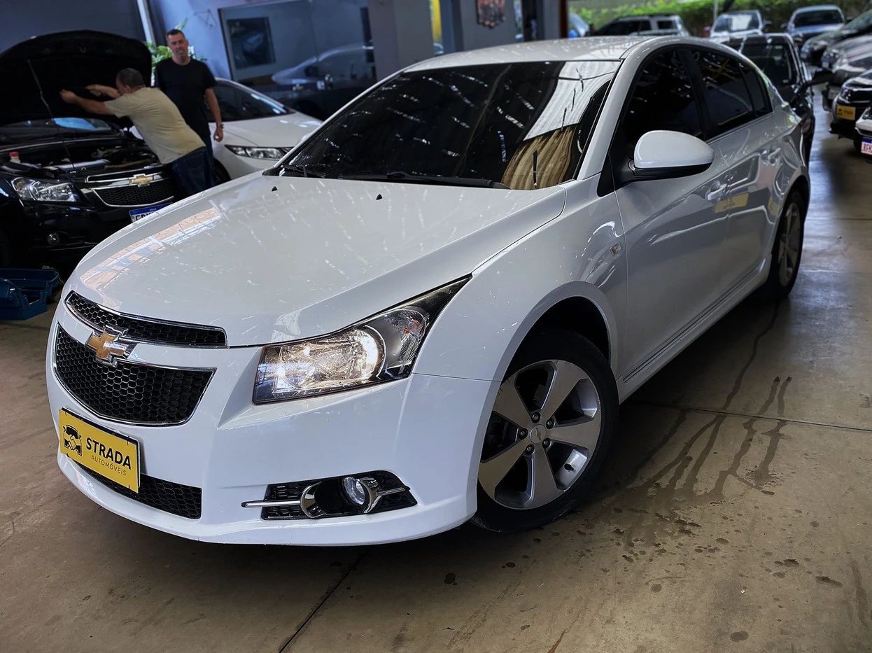 CHEVROLET CRUZE