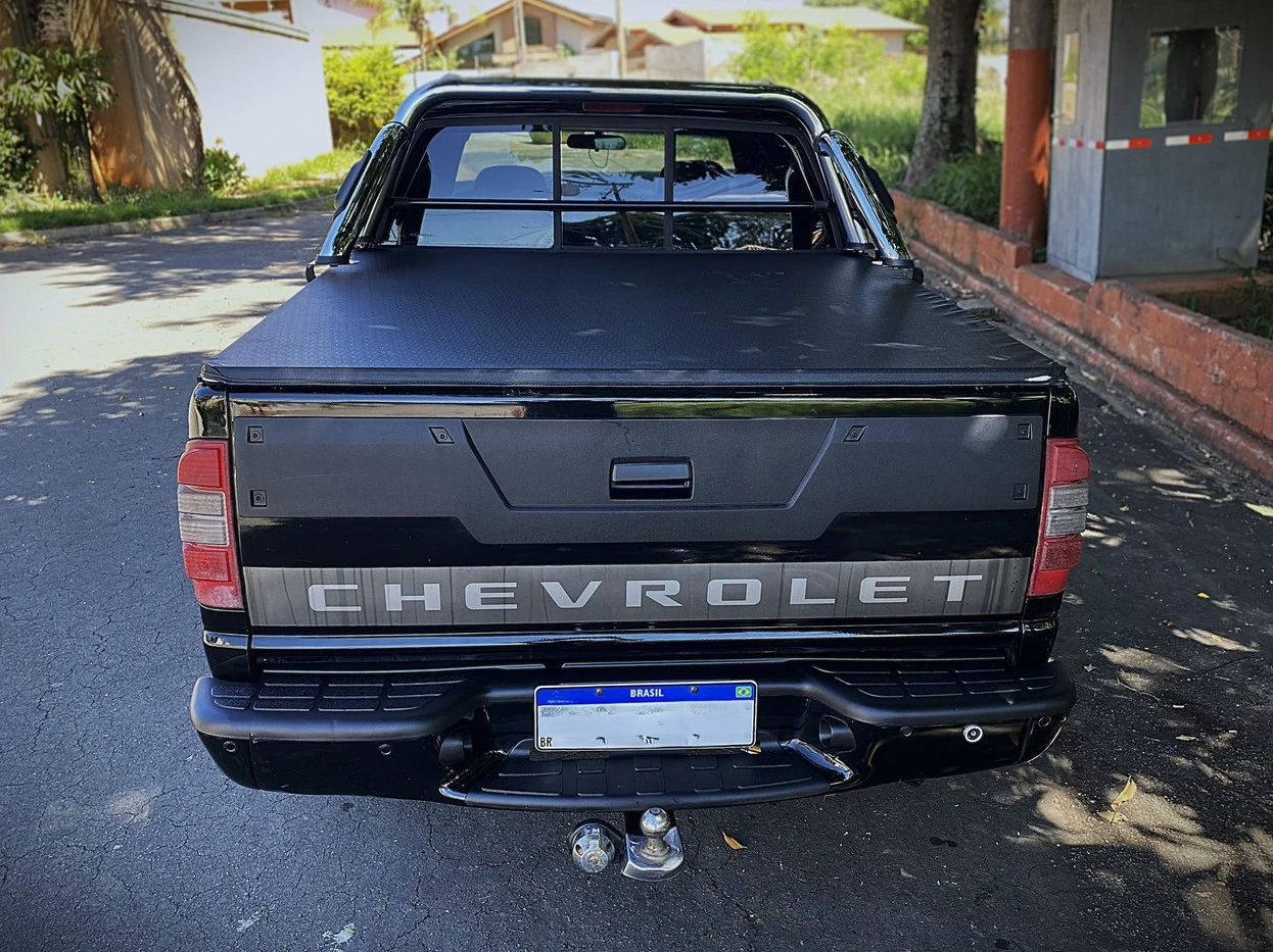 CHEVROLET S10