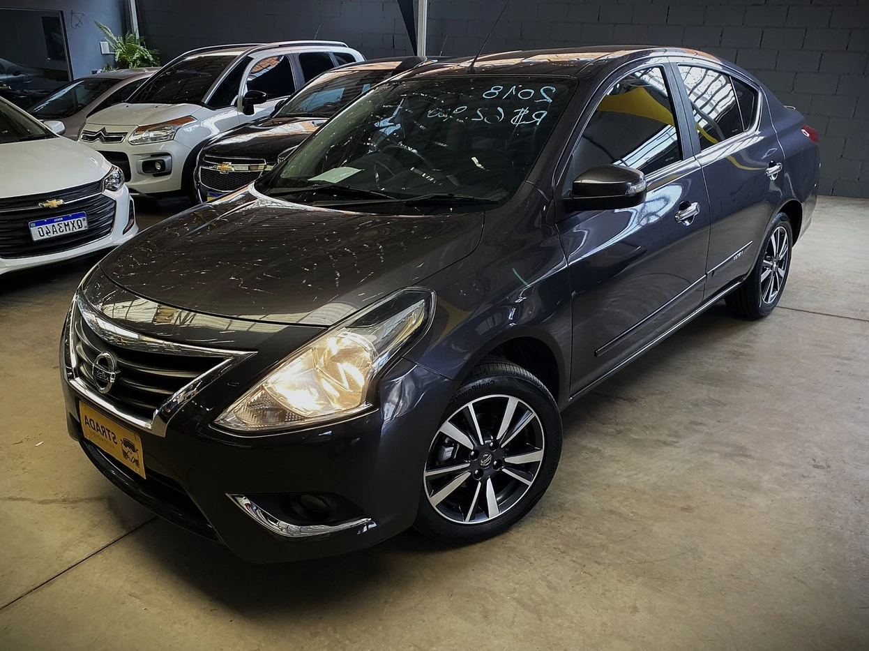 NISSAN VERSA