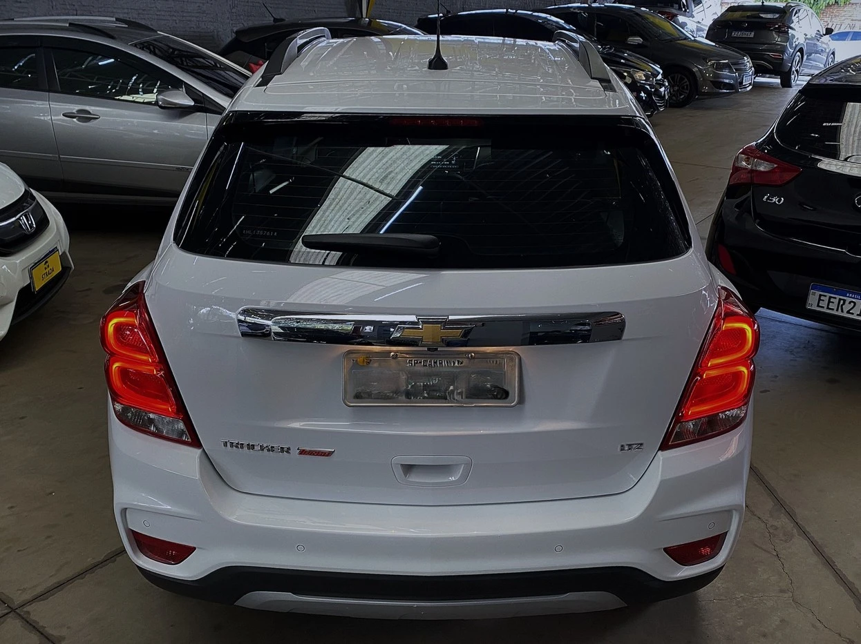 CHEVROLET TRACKER