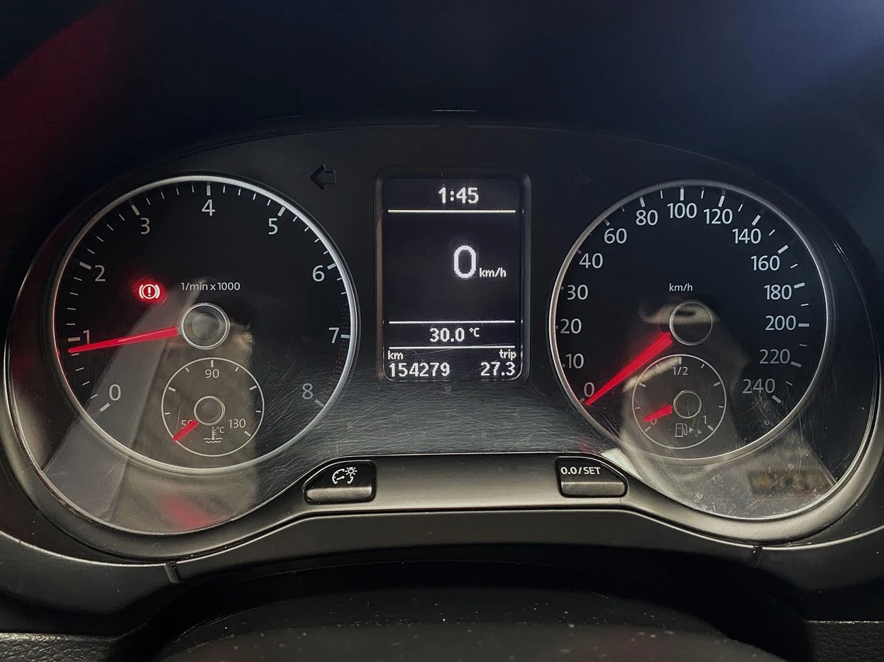 VOLKSWAGEN SPACE CROSS