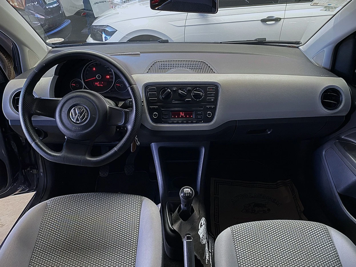VOLKSWAGEN UP