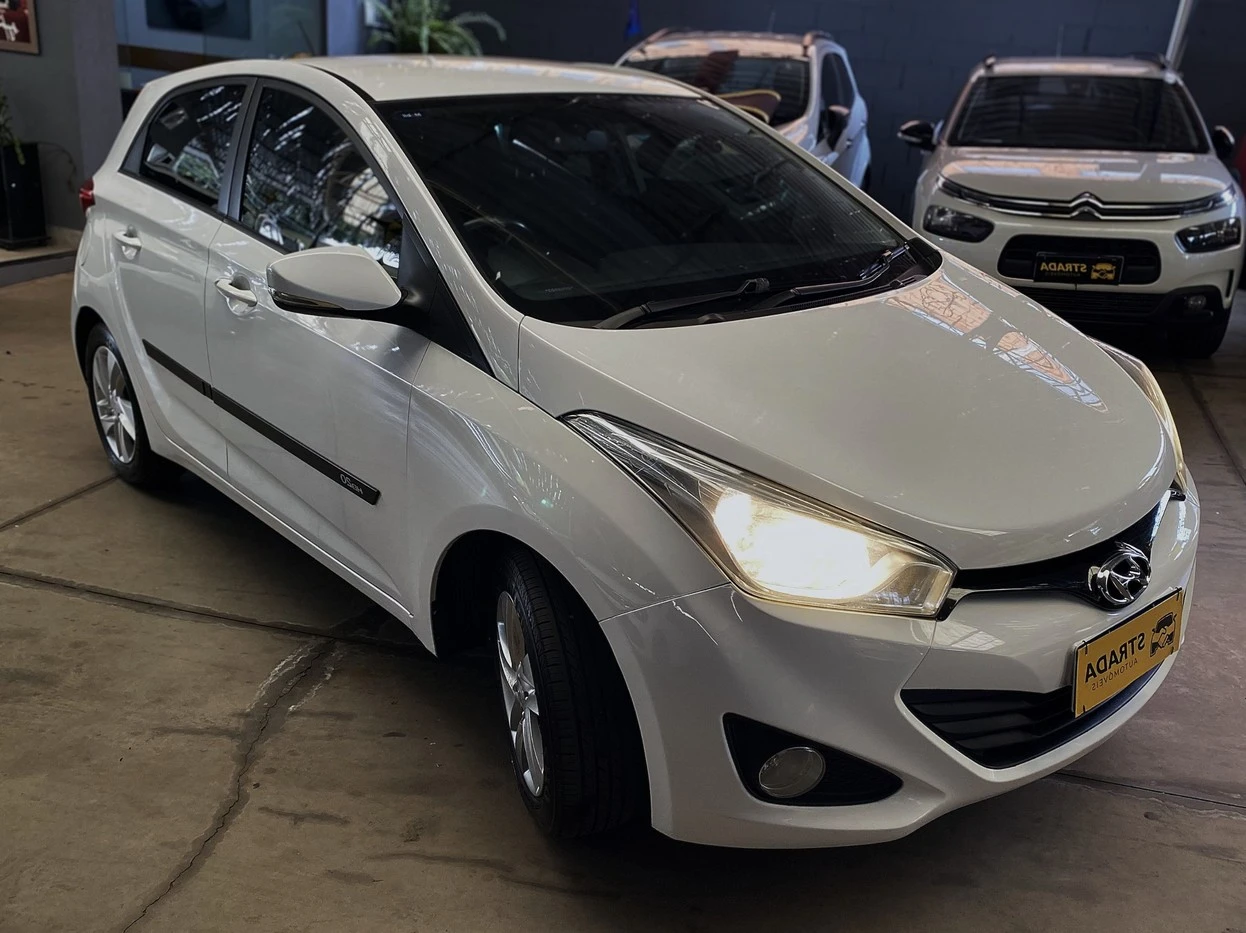 HYUNDAI HB20