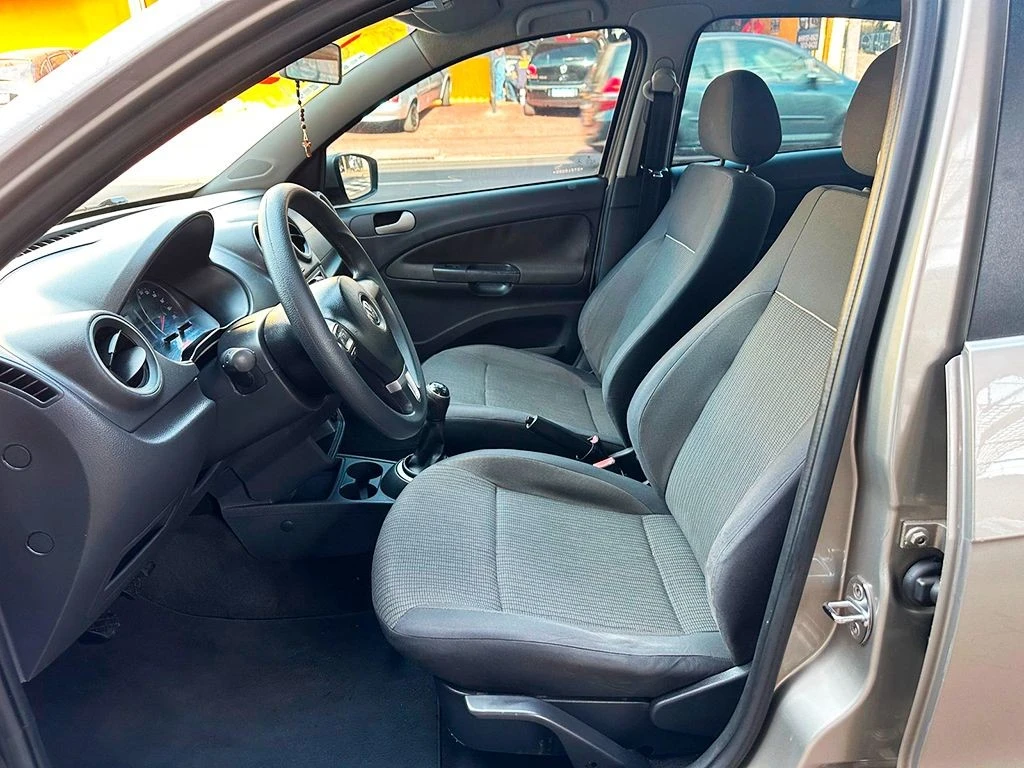 VOLKSWAGEN VOYAGE