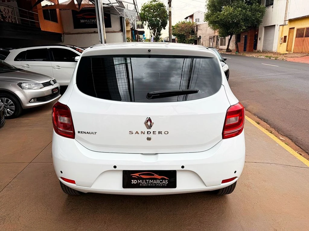 RENAULT SANDERO