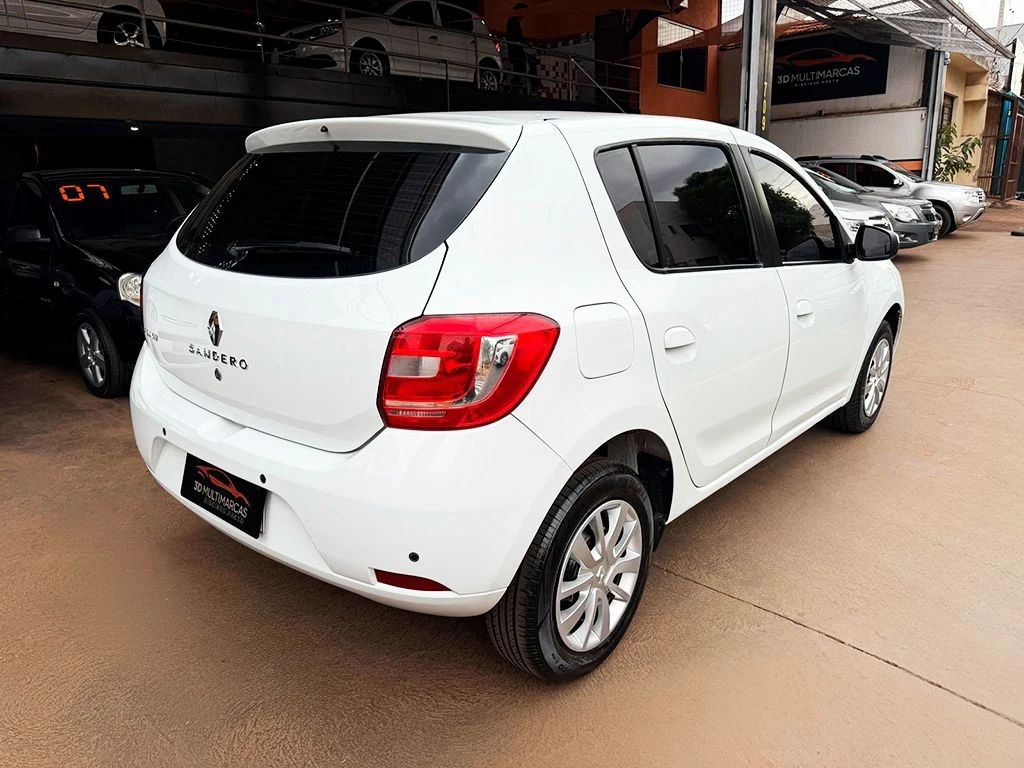 RENAULT SANDERO