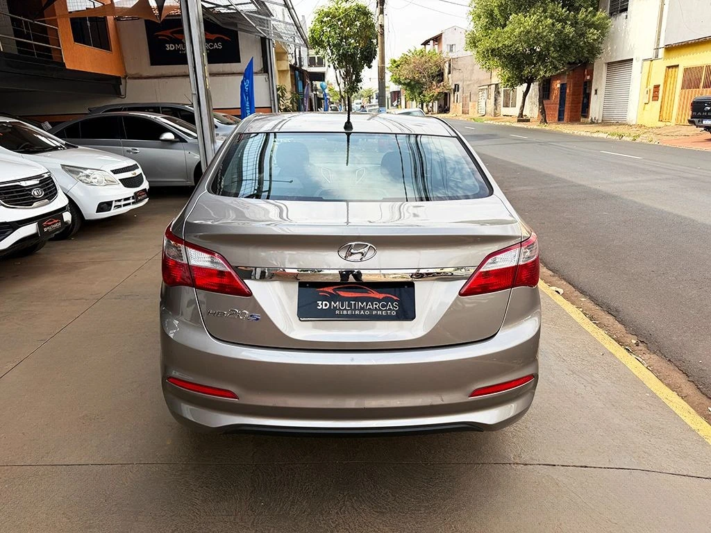 HYUNDAI HB20S