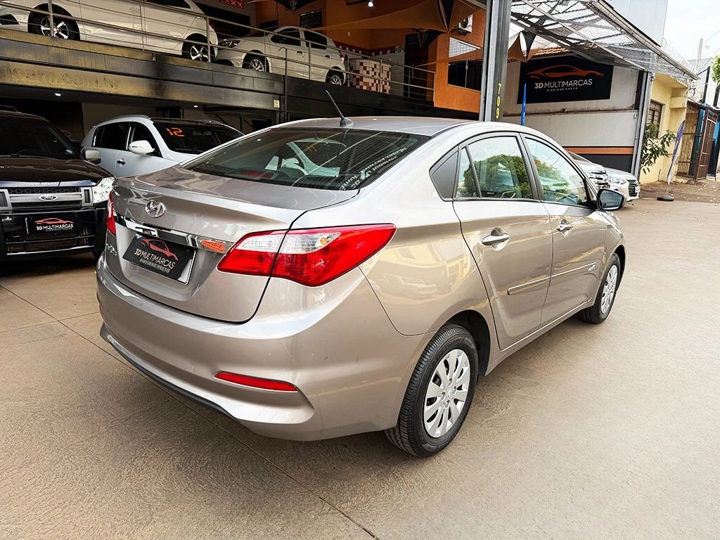 HYUNDAI HB20S