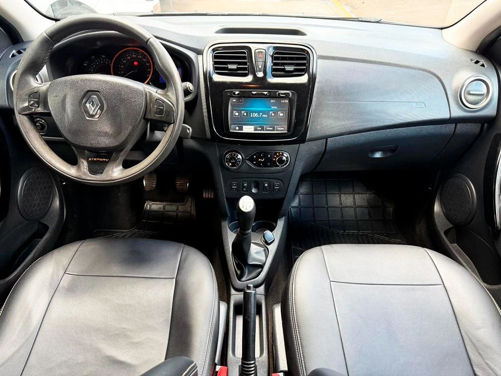 RENAULT SANDERO