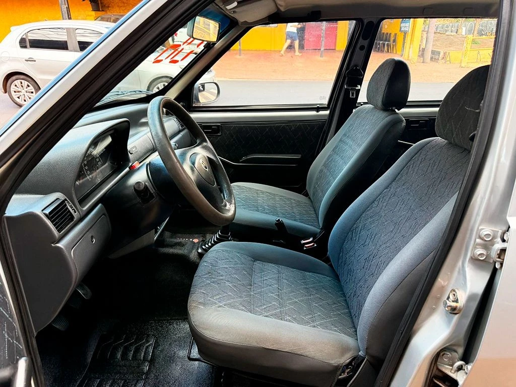FIAT UNO