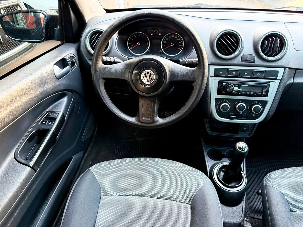 VOLKSWAGEN GOL