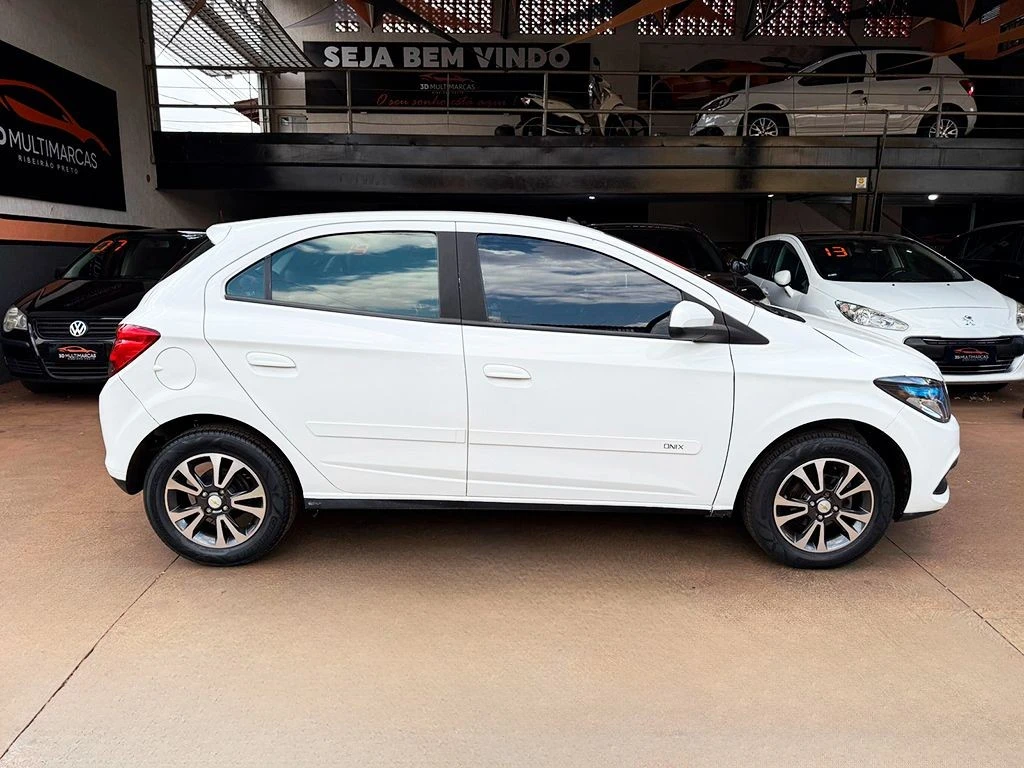 CHEVROLET ONIX