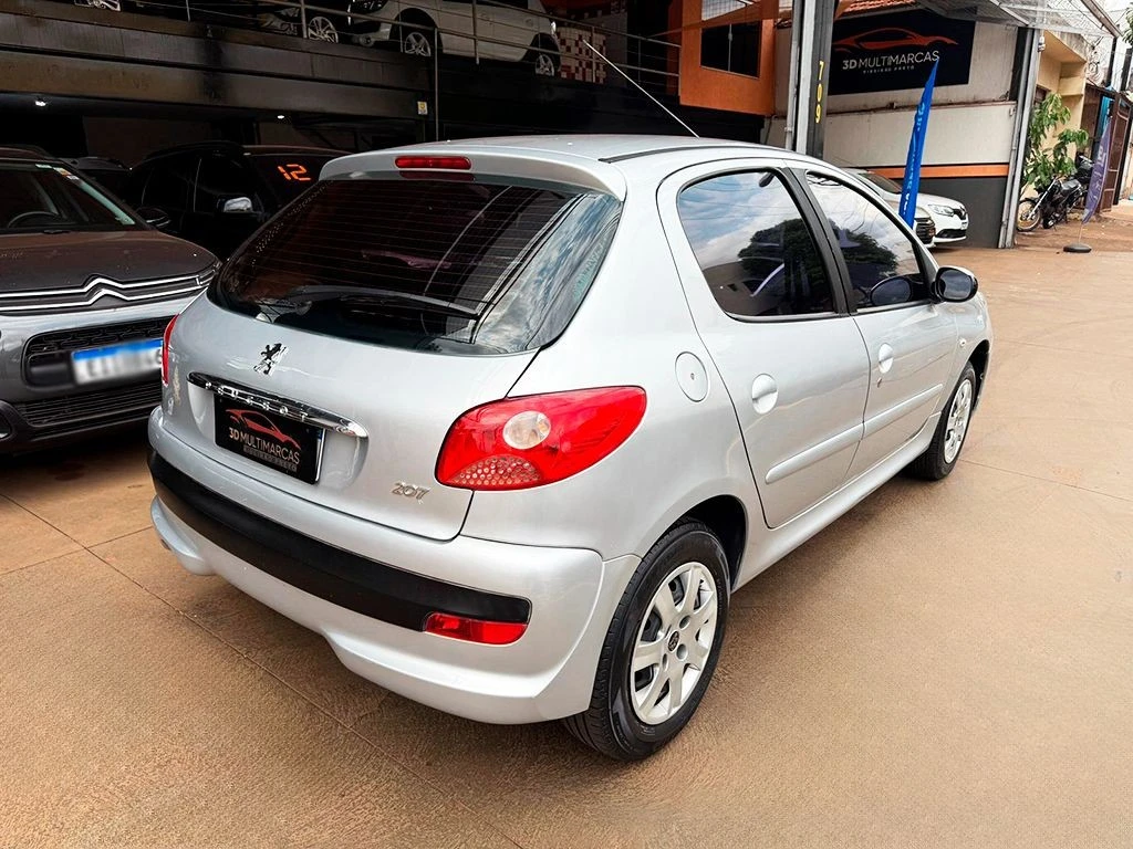 PEUGEOT 207