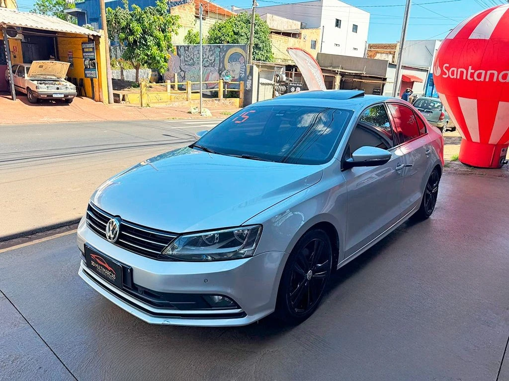 VOLKSWAGEN JETTA