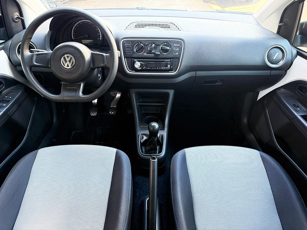 VOLKSWAGEN UP