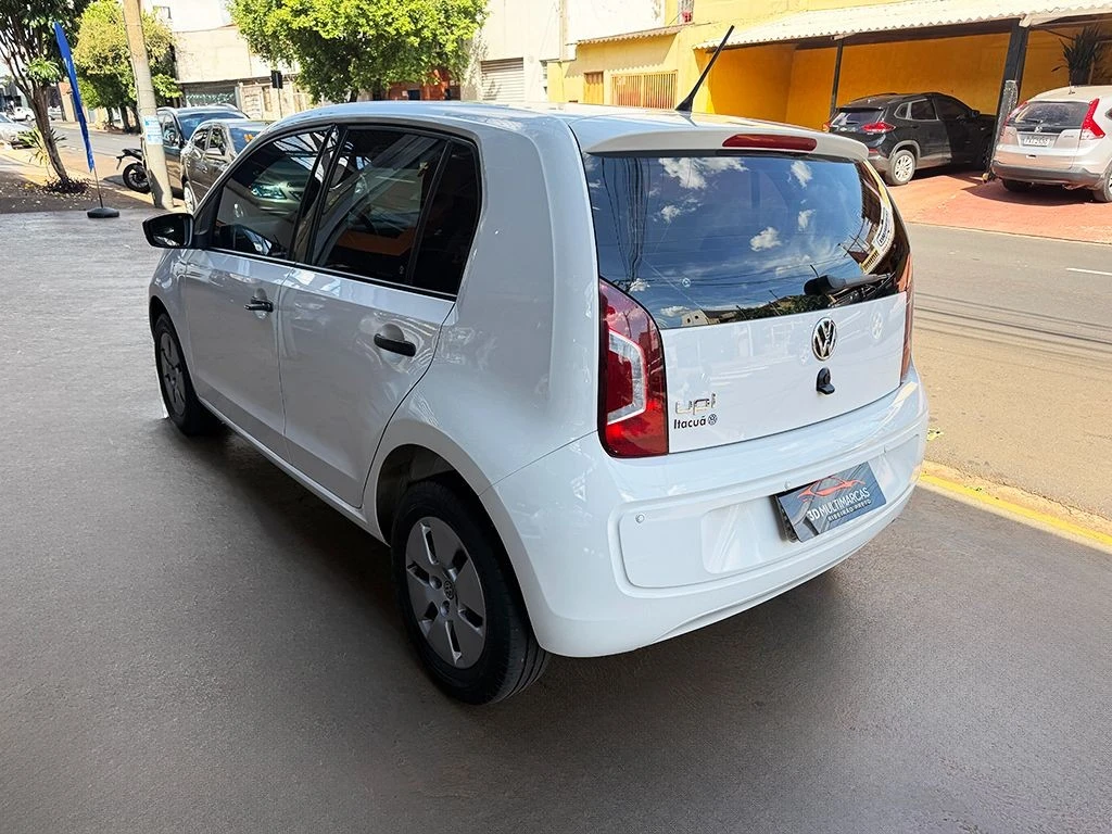 VOLKSWAGEN UP