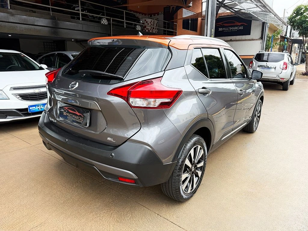 NISSAN KICKS