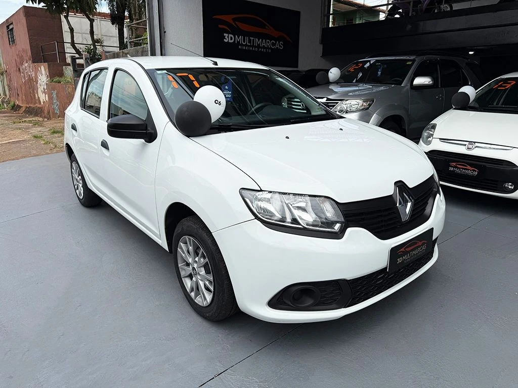 RENAULT SANDERO