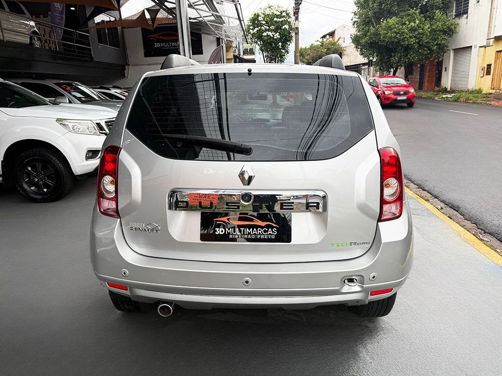 RENAULT DUSTER
