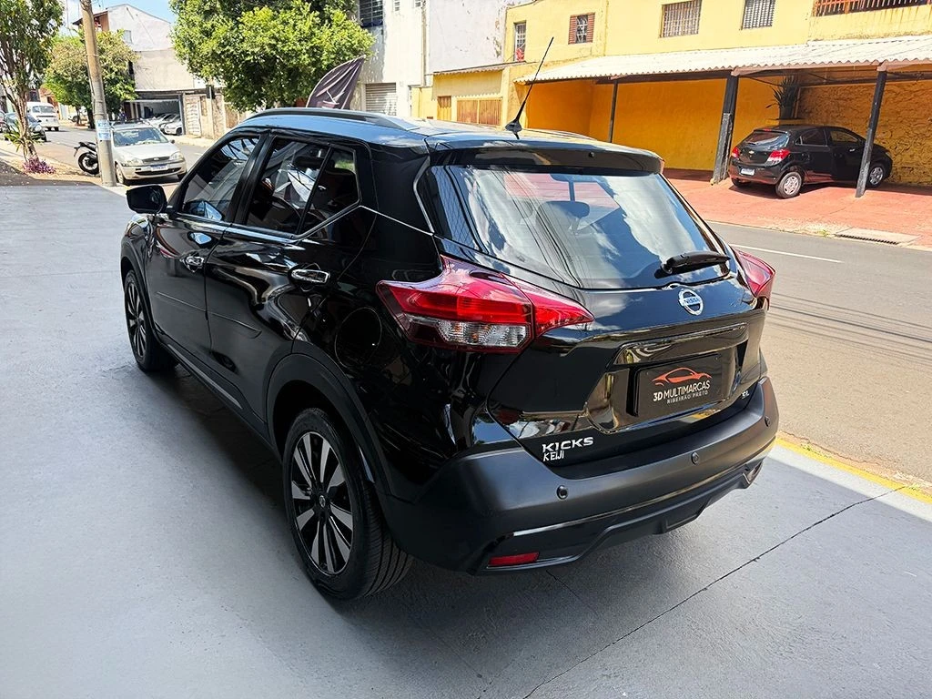 NISSAN KICKS