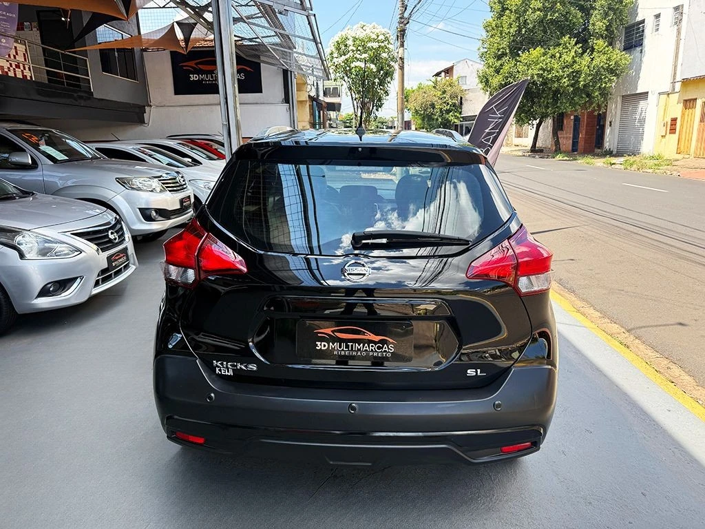 NISSAN KICKS