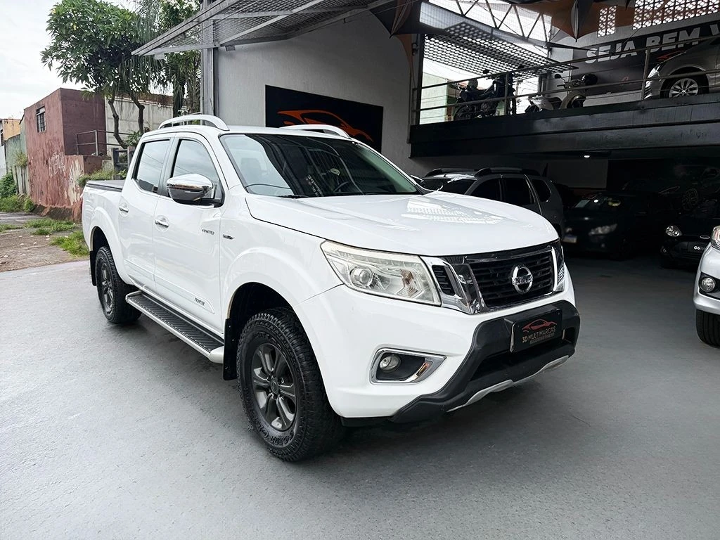 NISSAN FRONTIER