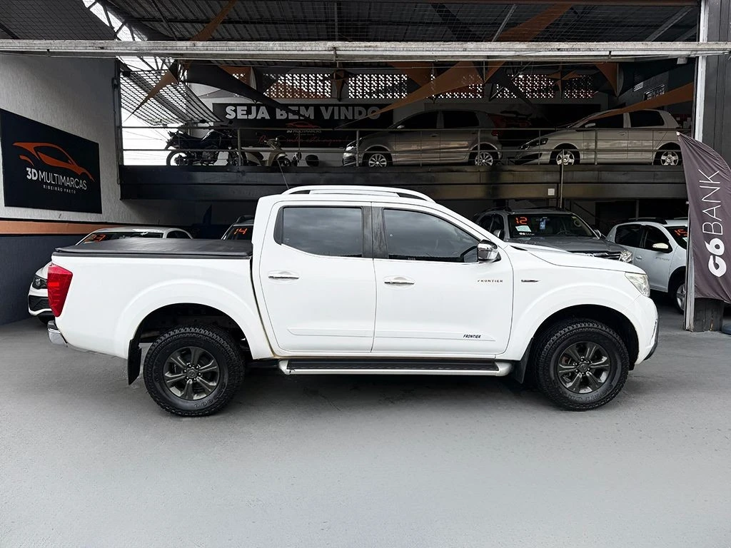 NISSAN FRONTIER