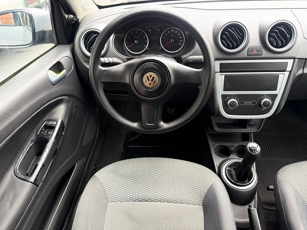 VOLKSWAGEN GOL
