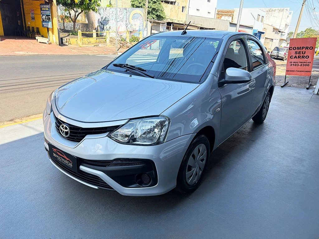 TOYOTA ETIOS