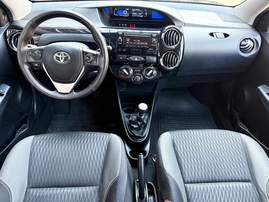 TOYOTA ETIOS