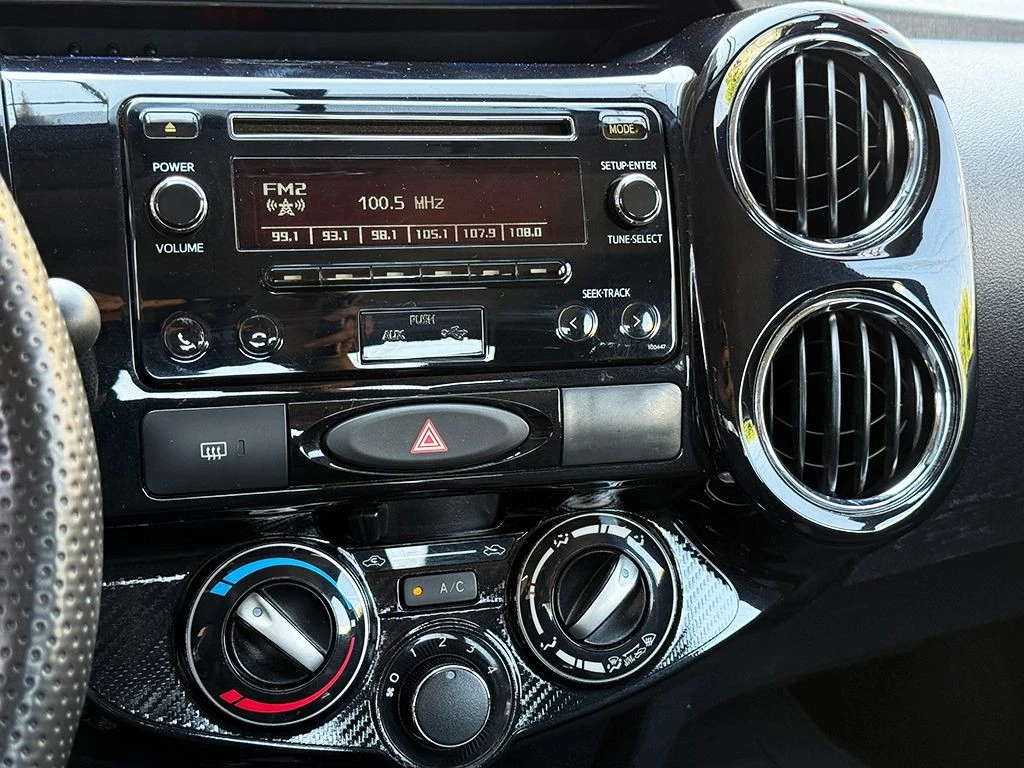 TOYOTA ETIOS