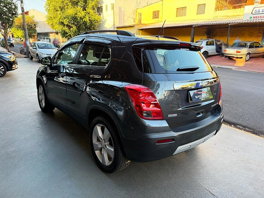 CHEVROLET TRACKER