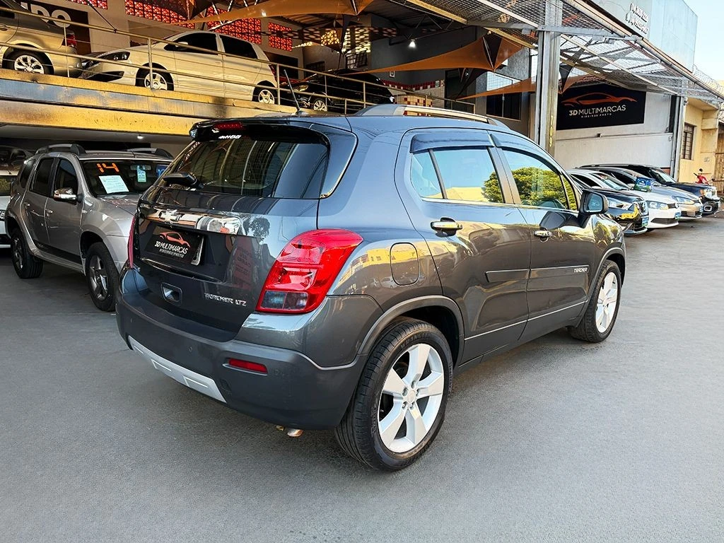 CHEVROLET TRACKER