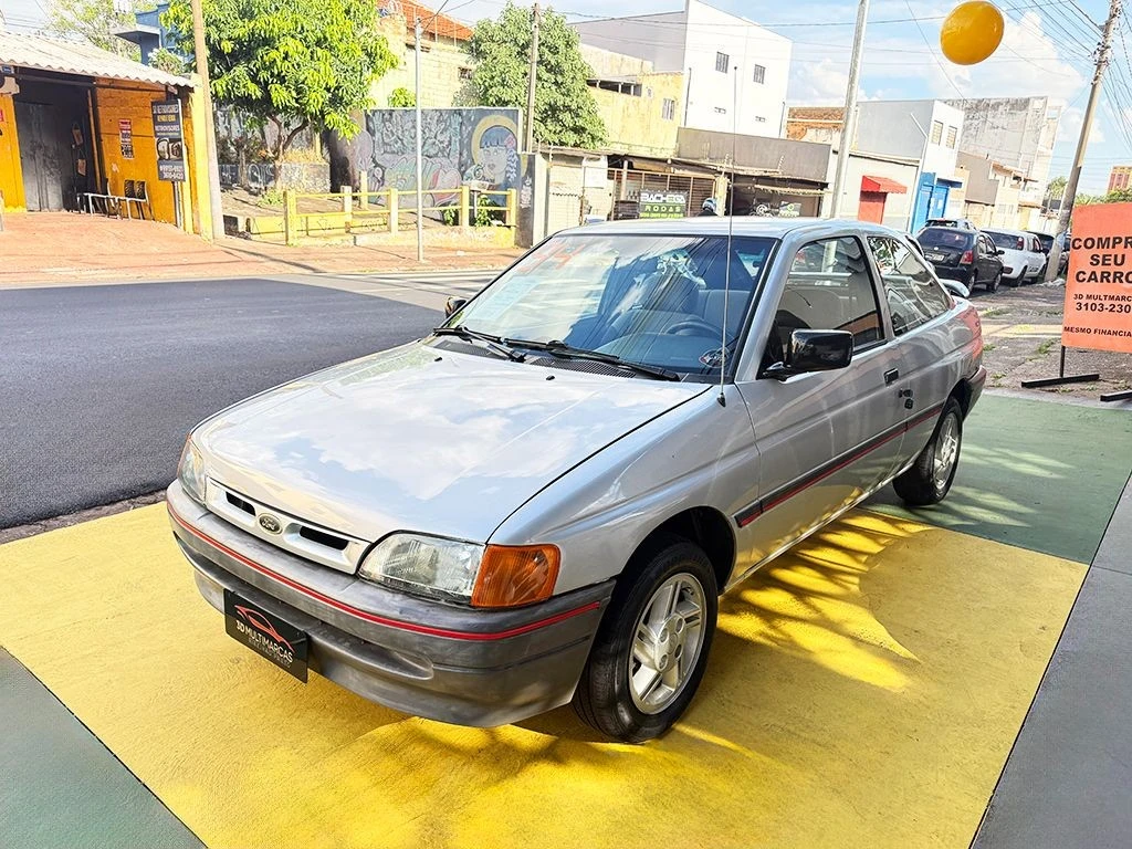 FORD ESCORT