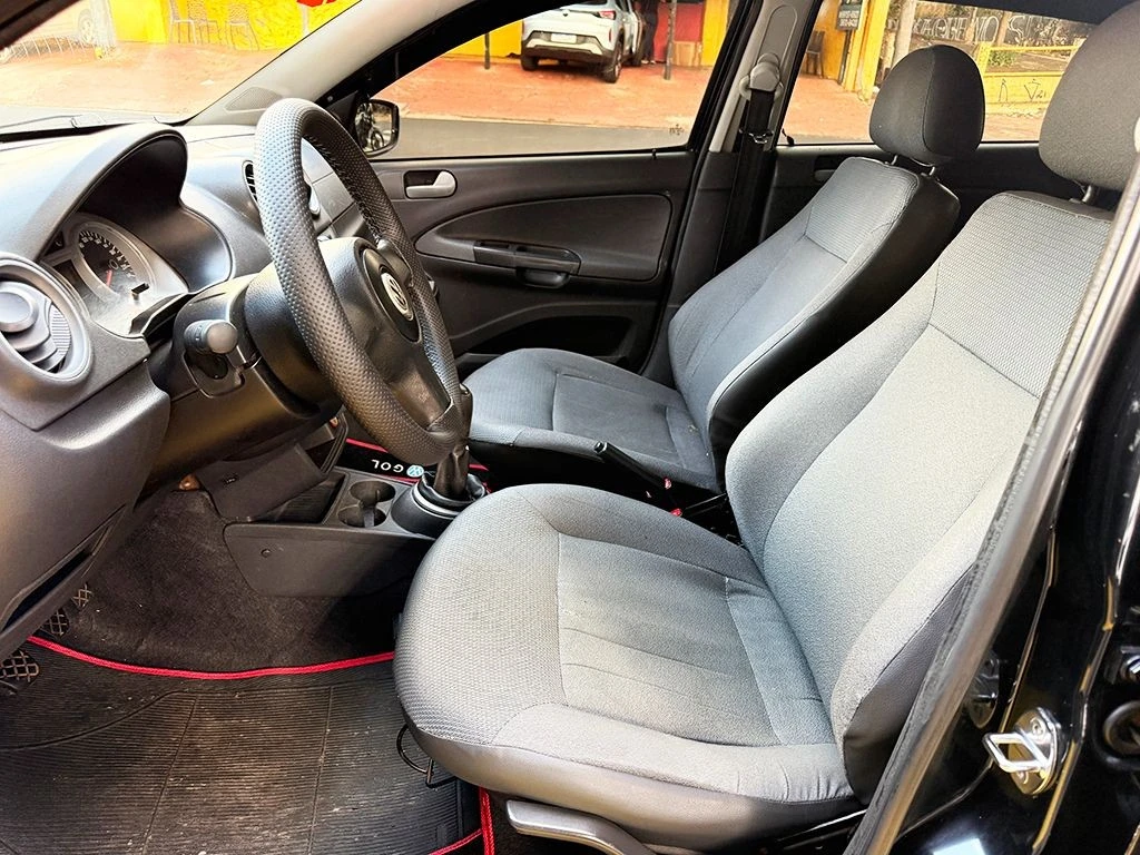 VOLKSWAGEN GOL