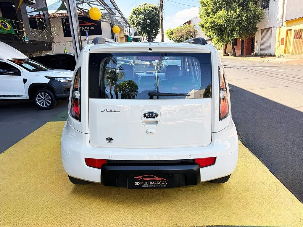 KIA SOUL