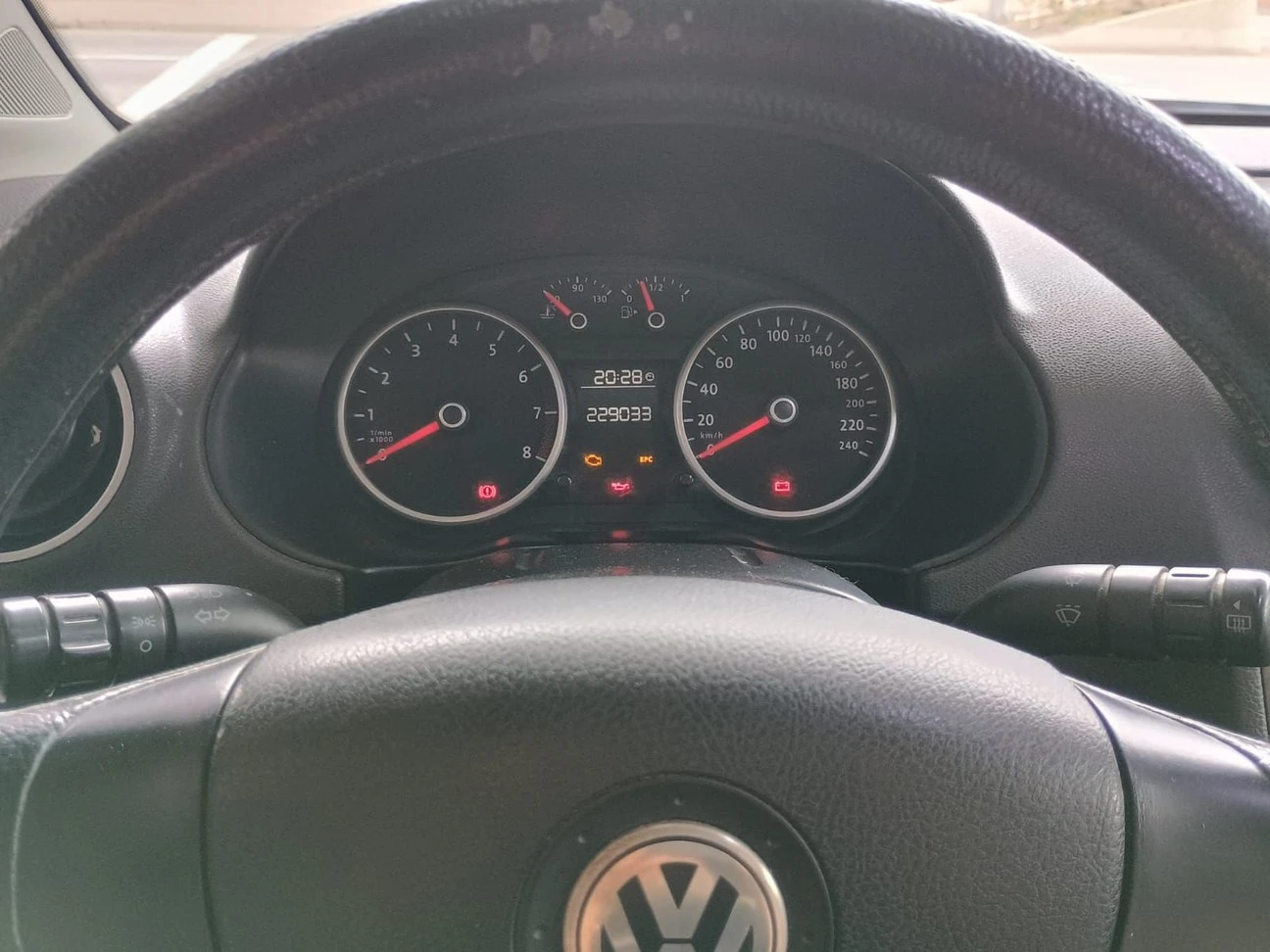 VOLKSWAGEN VOYAGE