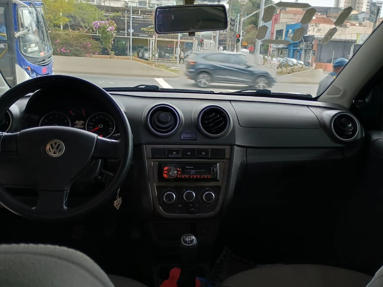 VOLKSWAGEN VOYAGE