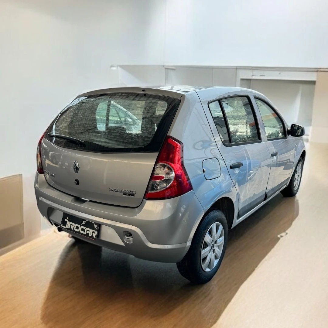 RENAULT SANDERO
