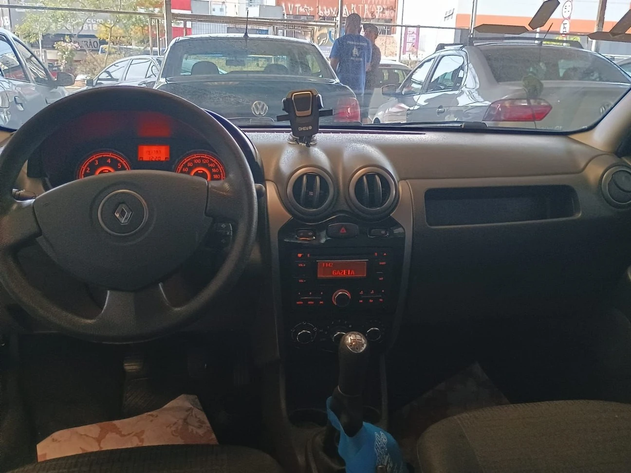 RENAULT SANDERO