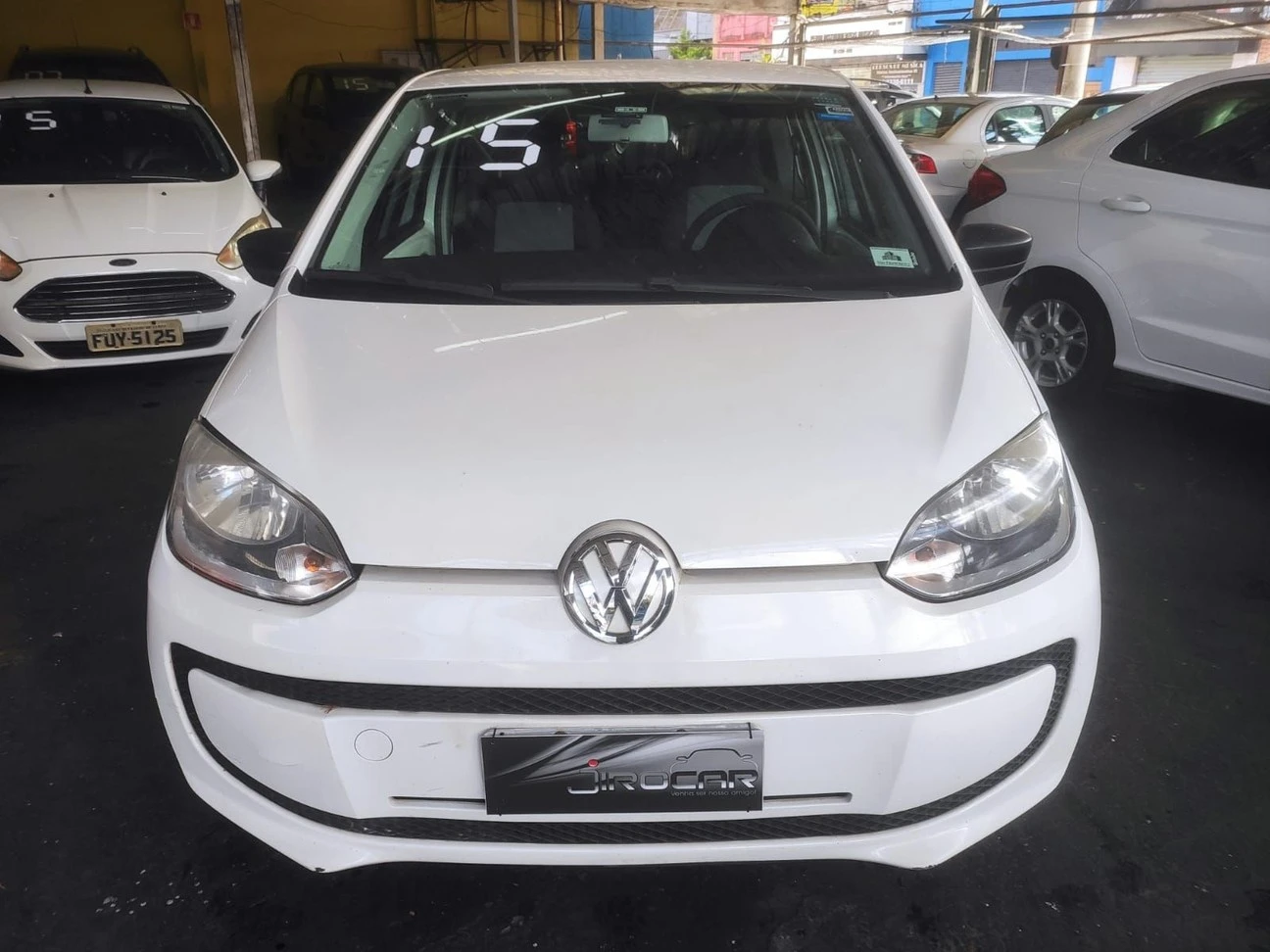 VOLKSWAGEN UP