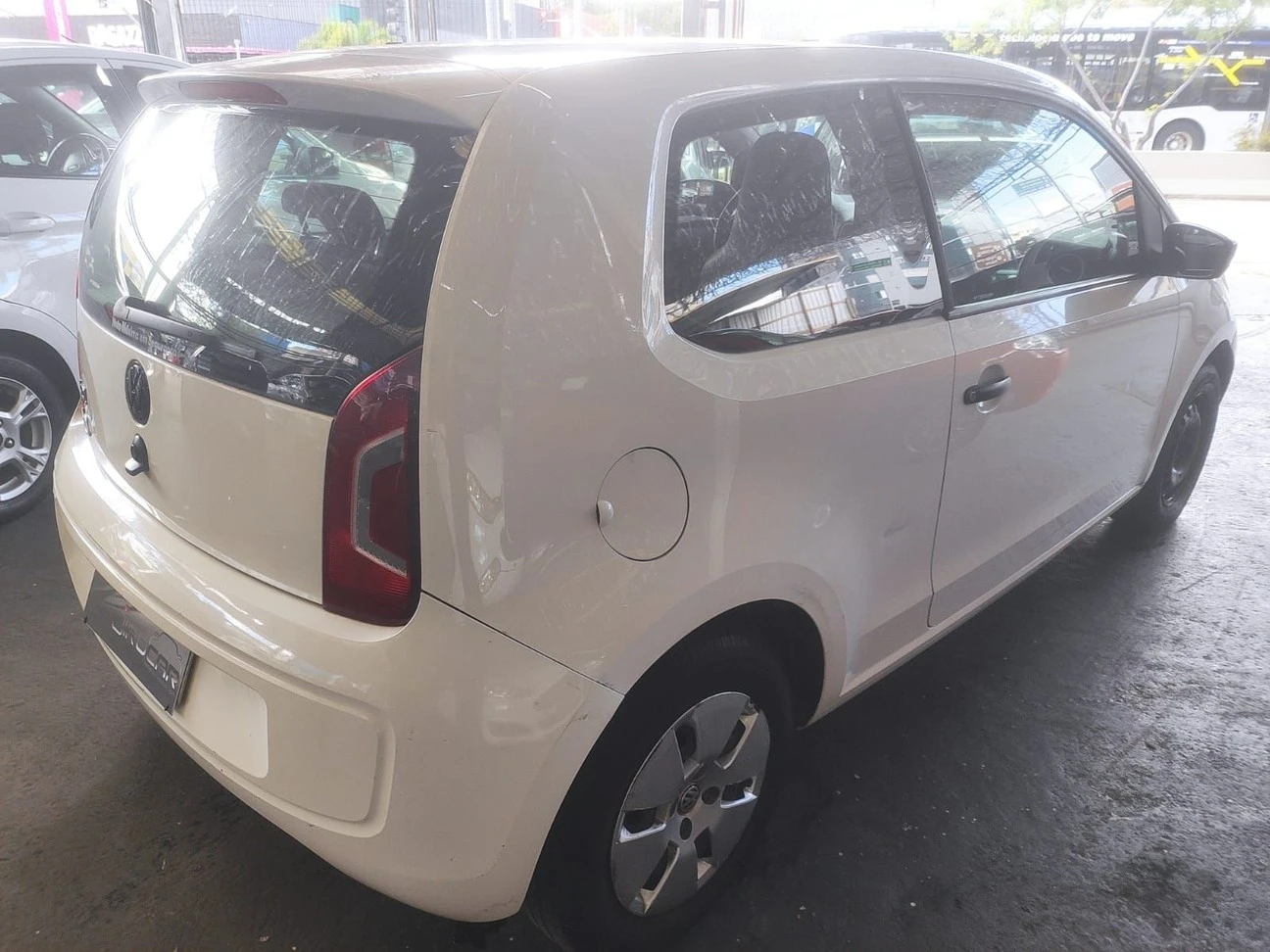 VOLKSWAGEN UP