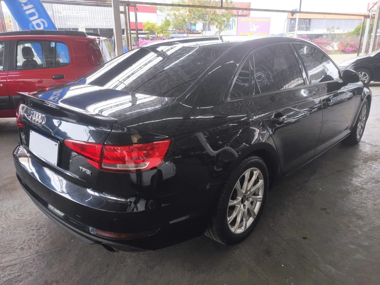 AUDI A4