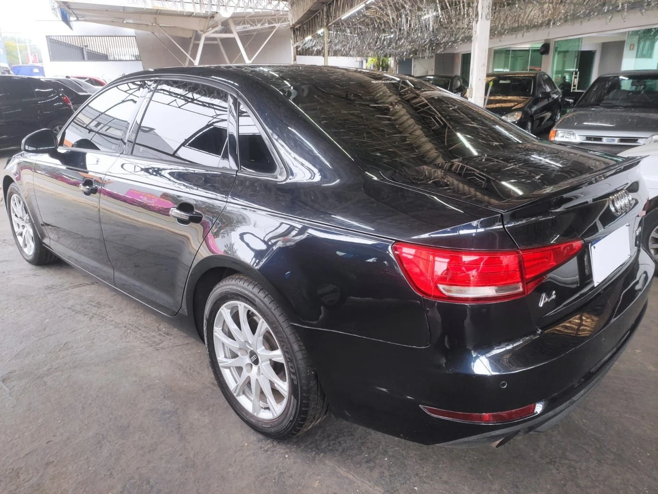 AUDI A4