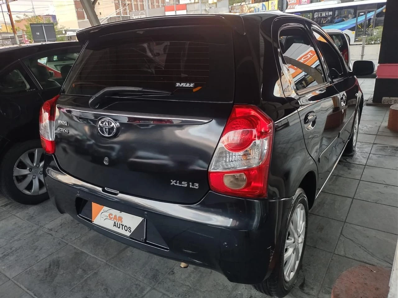 TOYOTA ETIOS